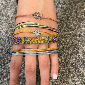 Pura vida bracelets